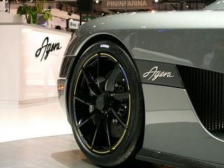 Illustration for article titled 2010 Geneva Motor Show: Koenigsegg Agera